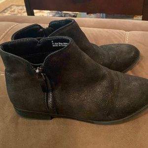 Girls Sparkly Black ankle boots
